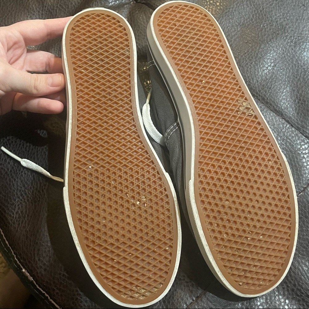 Grey vans - Picture 5 of 6